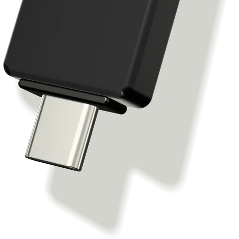 Close do conector USB-C metálico da Aspen Key.